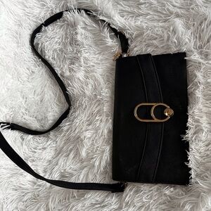 Black shoulder bag